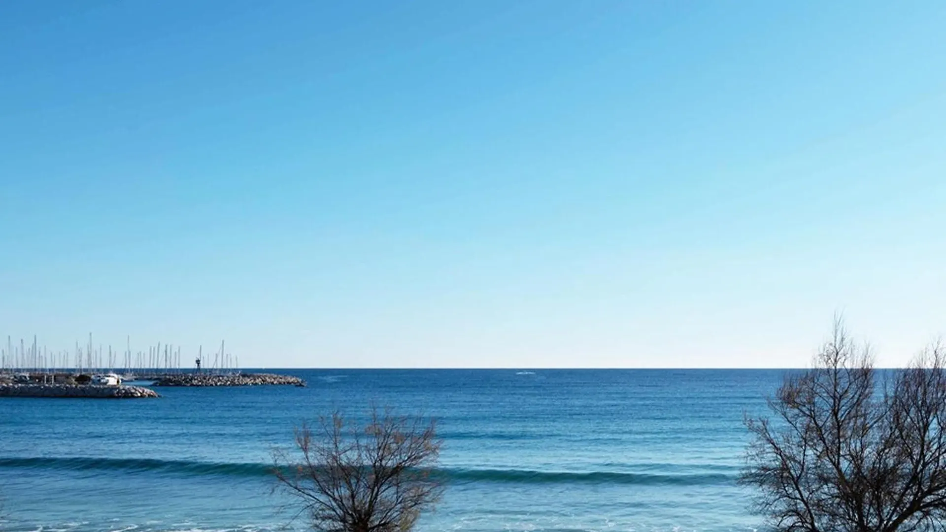 Studio Climatise Au Lavandou, 1Er Etage, Acces Plage, Equipements Complets - Fr-1-803-16 Le Lavandou