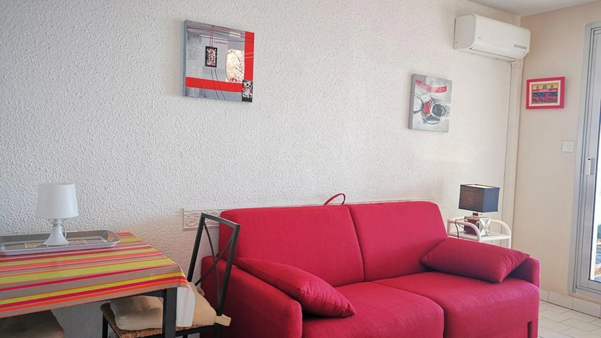 Studio Climatise Au Lavandou, 1Er Etage, Acces Plage, Equipements Complets - Fr-1-803-16 Le Lavandou 0*,  France